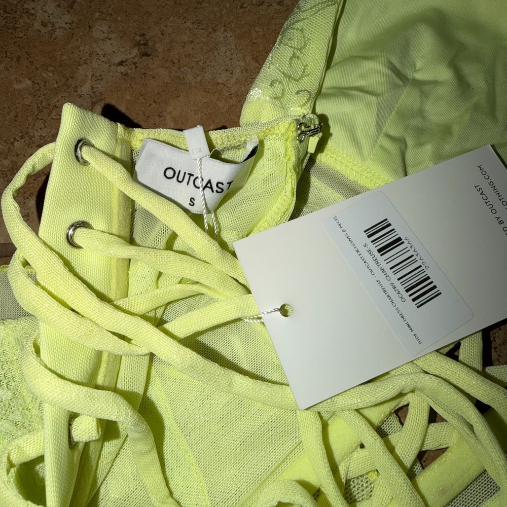 Backless Halter Ruffle Mini Dress - Neon Yellow - Picture 3 of 5